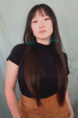 This is the image of Hae Ji Cho who is hosting the wellness snack